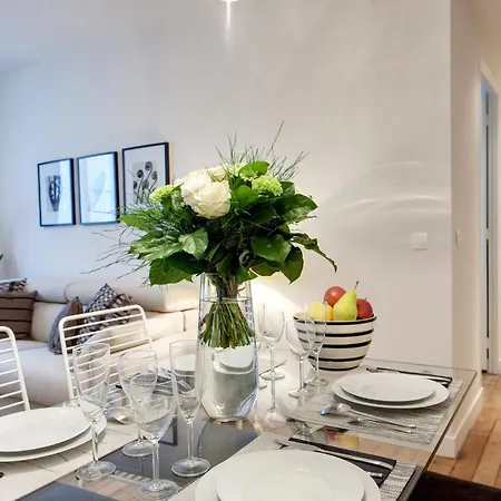 Sevigne Elegant Apartmán *